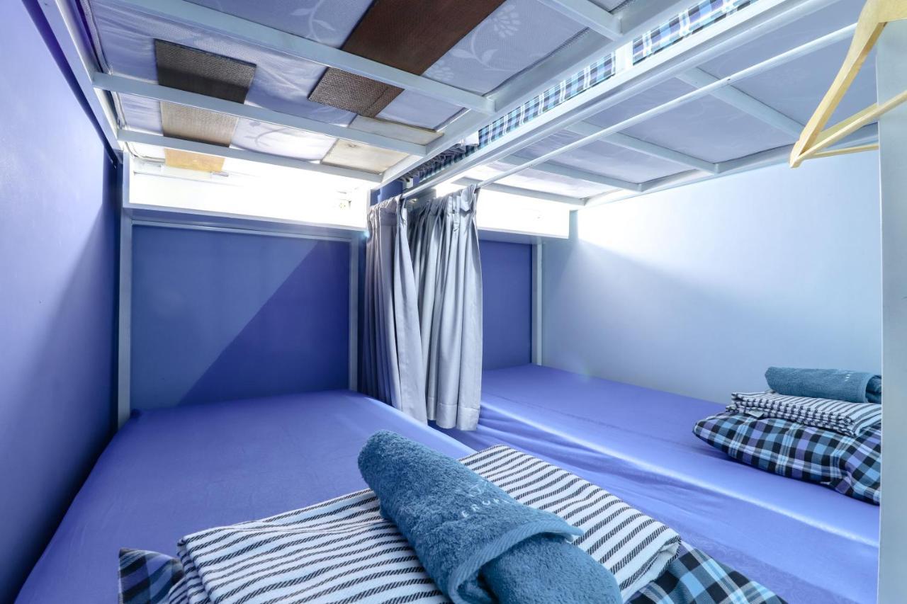Hostel Alexiz *